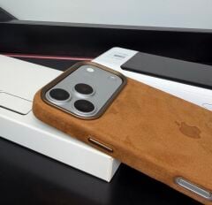iPhone Süet MagSafe Kılıf - Camel