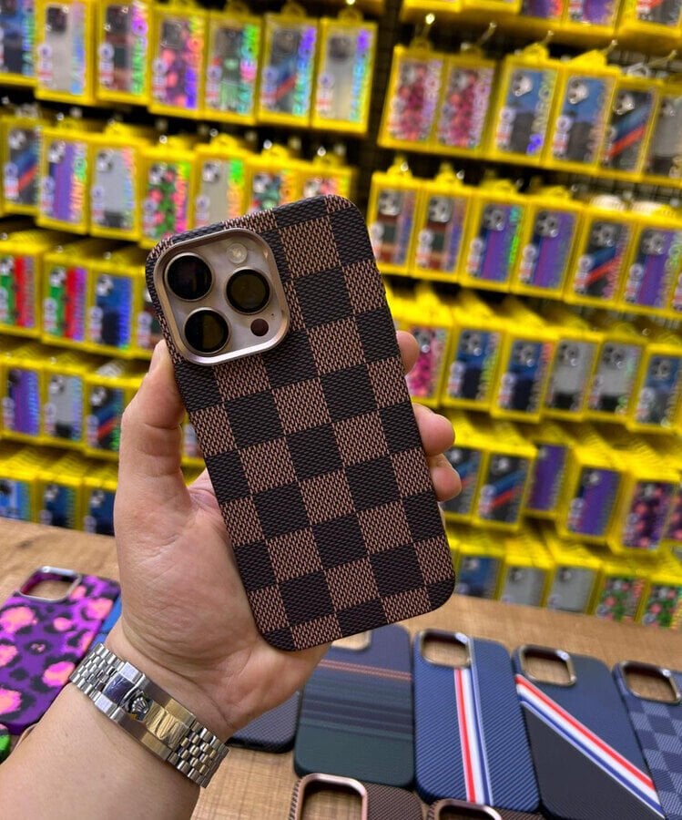 iPhone Fiber Carbon Kılıf - Brown Kare