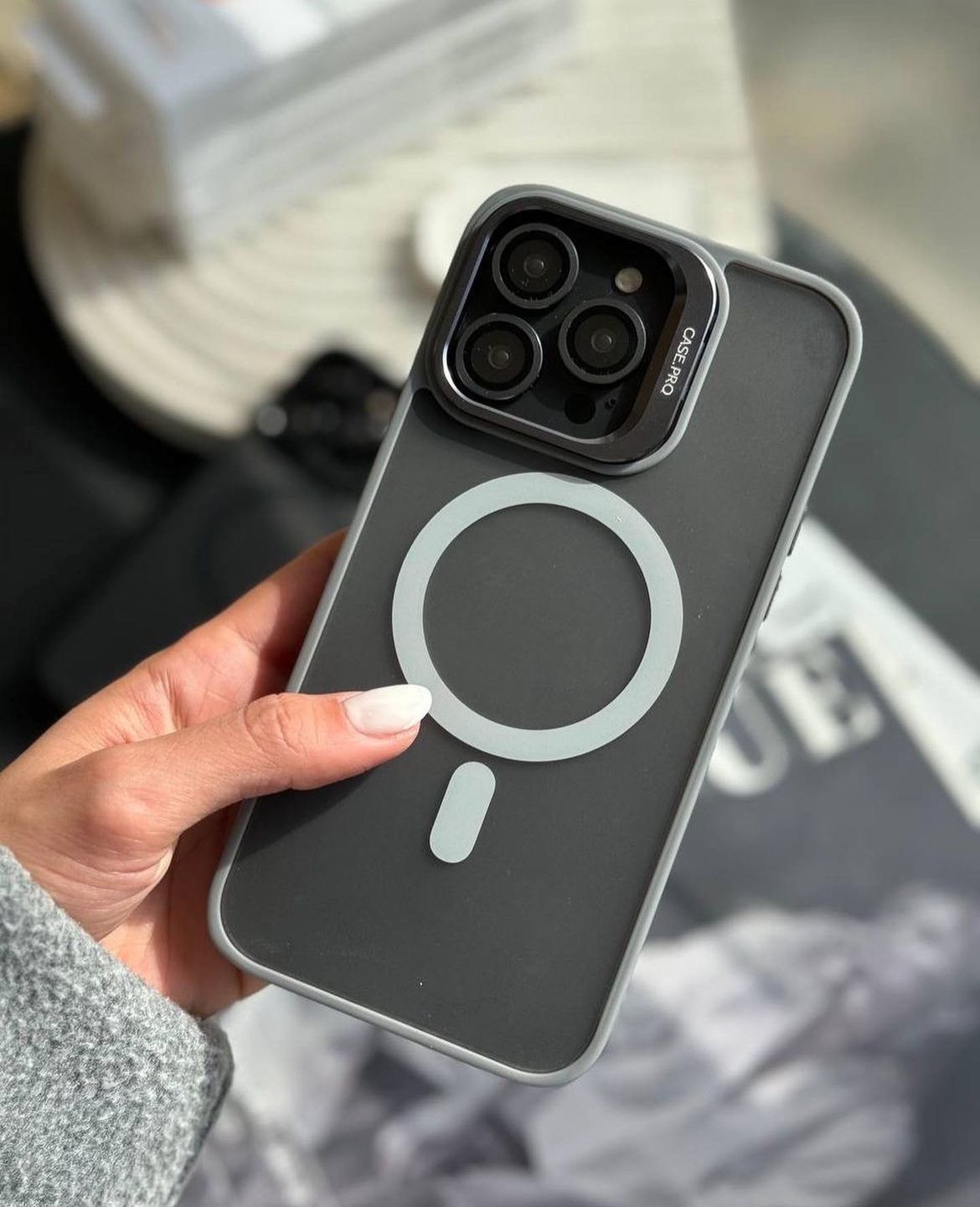 Casepro Lensli Standlı Kılıf - Titanyum Naturel