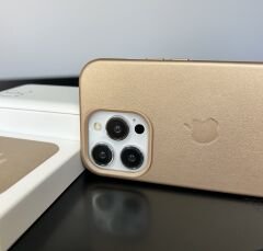 Apple MagSafe Özellikli Deri Kılıf - Gold