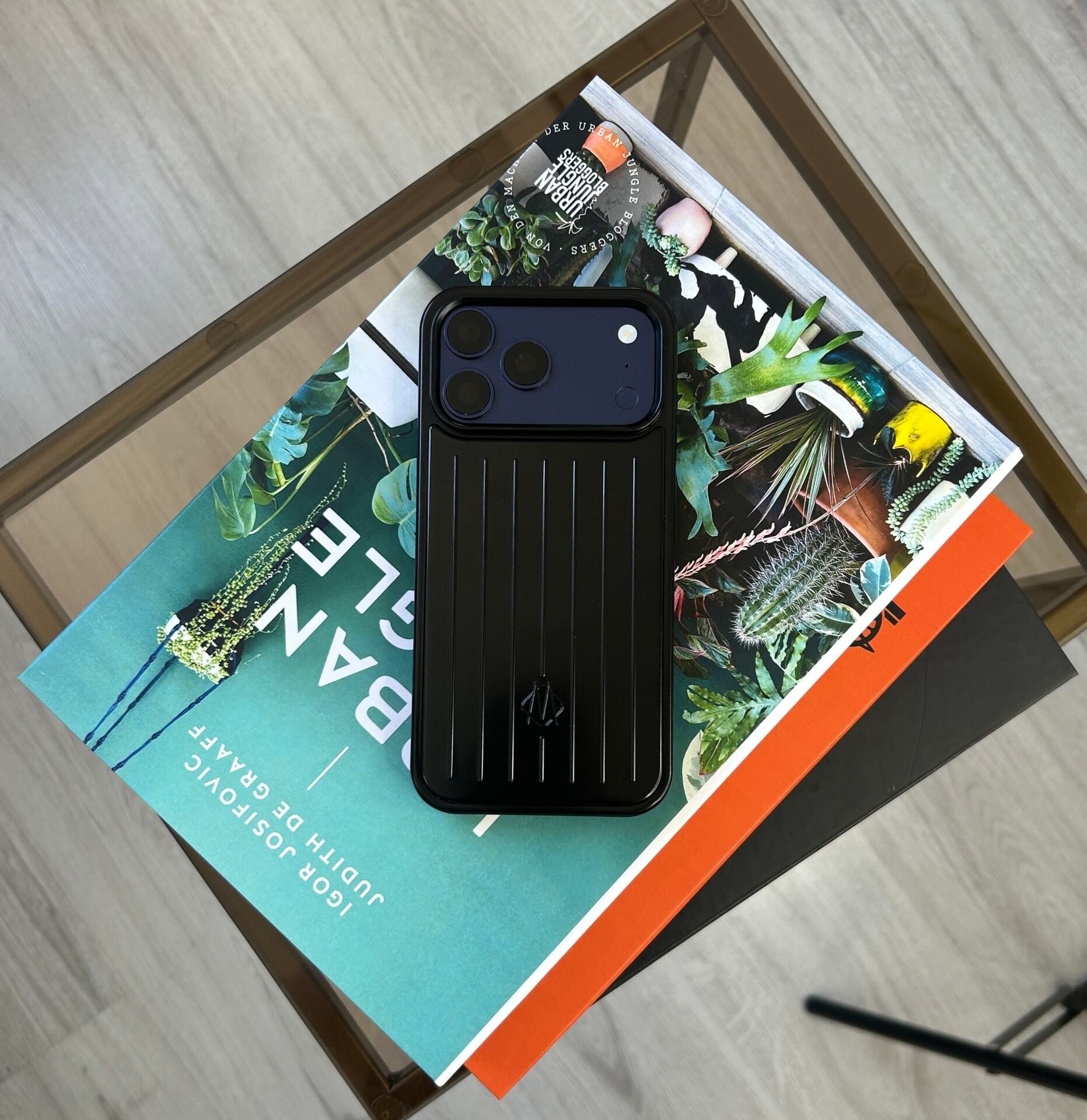 iPhone Rımowa Lansman Kılıf - Black
