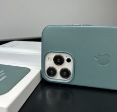 Apple MagSafe Özellikli Deri Kılıf - Çam Yeşili