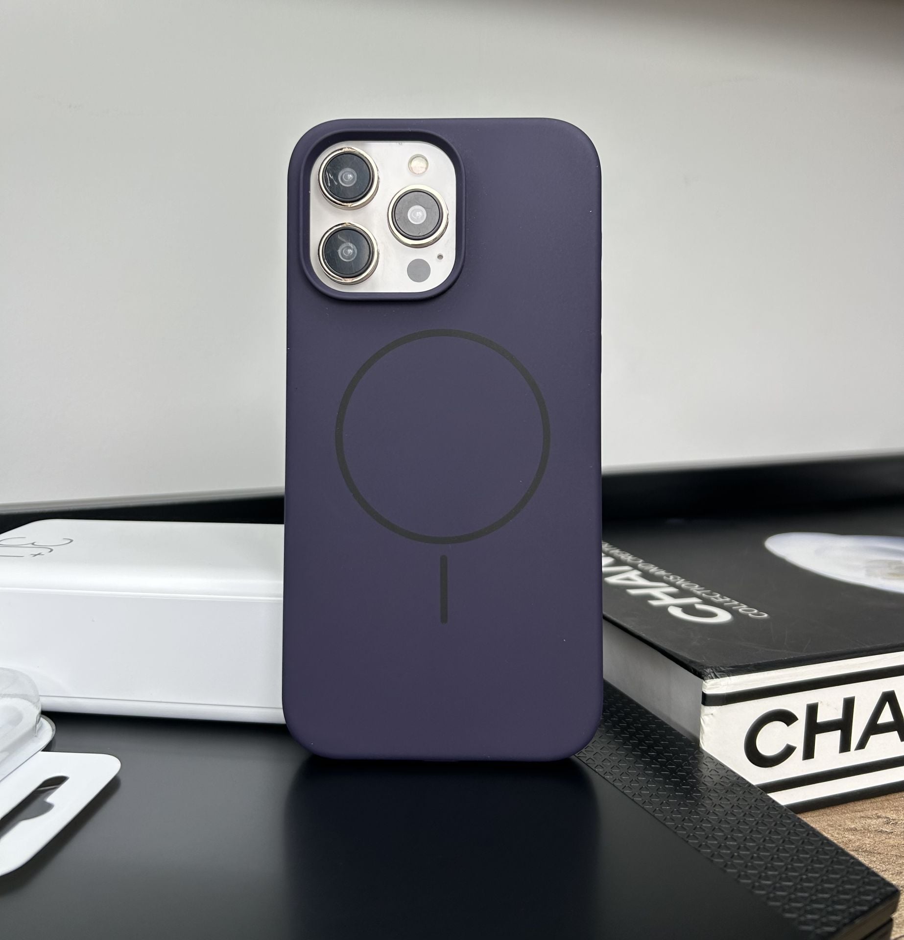 iPhone Slim MagSafe Silicon Kılıf - Derin Mor
