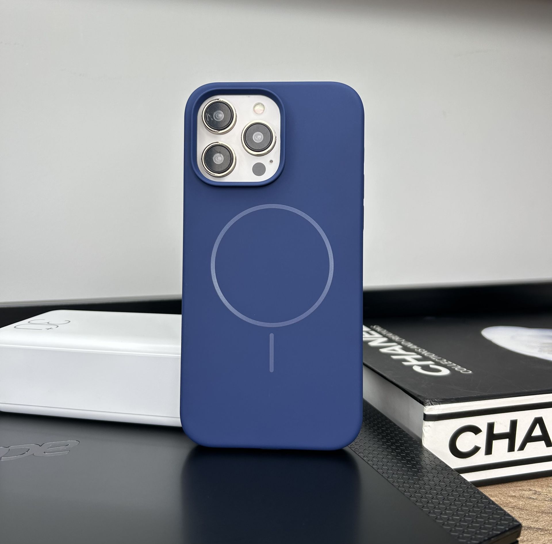 Beats MagSafe Silicon Kılıf - Gece Mavi