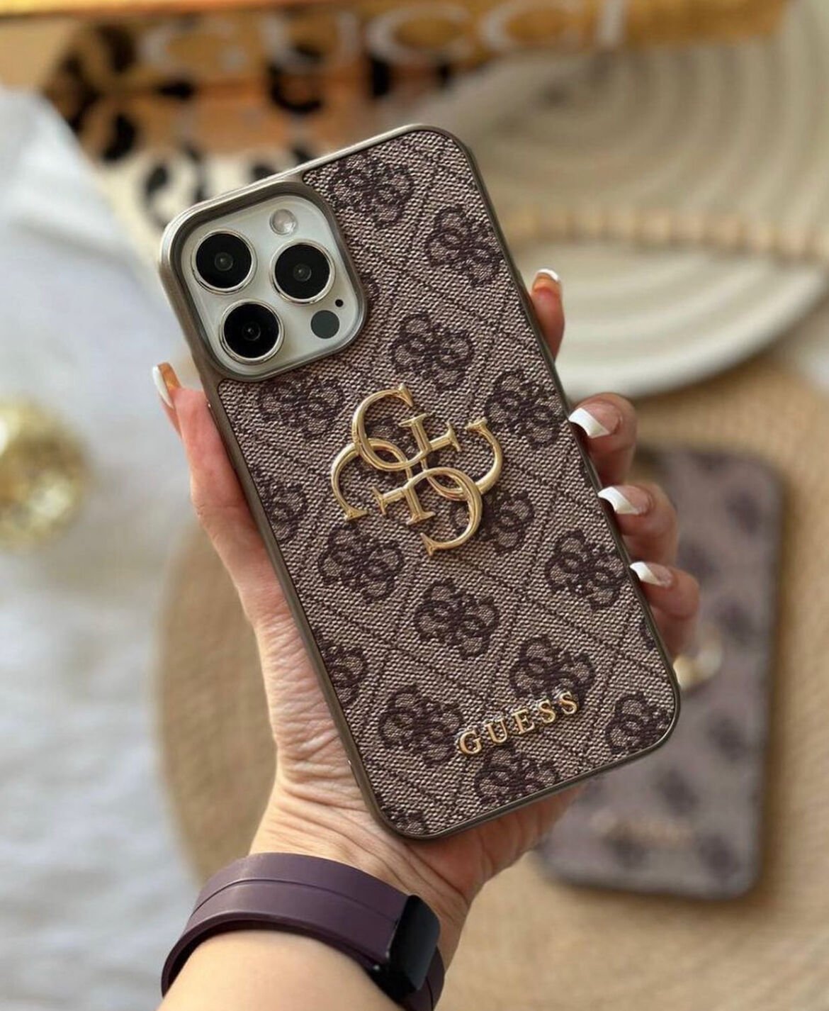 iPhone Guess Deri Kılıf - Kahverengi