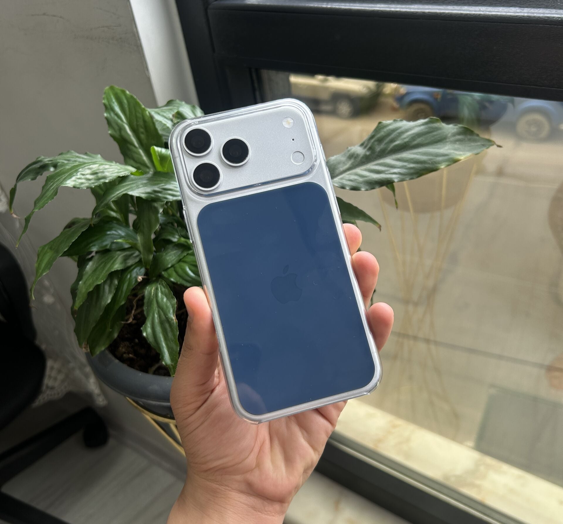 iPhone Guess Lansman Deri Kılıf - Yeşil